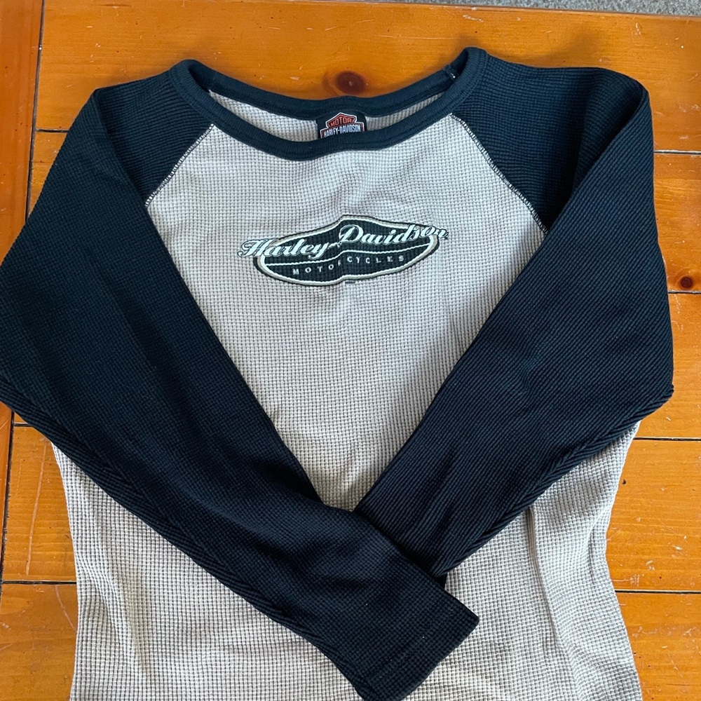 Harley Davidson waffle knit long sleeve shirt